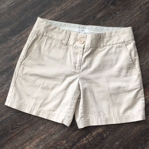 LOFT Riviera shorts. Cream. Size 00.